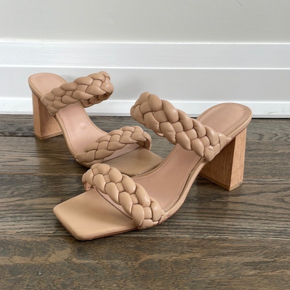 Shoes - Braided Sandal Block Heel Nude​​​​​​​​​​​​